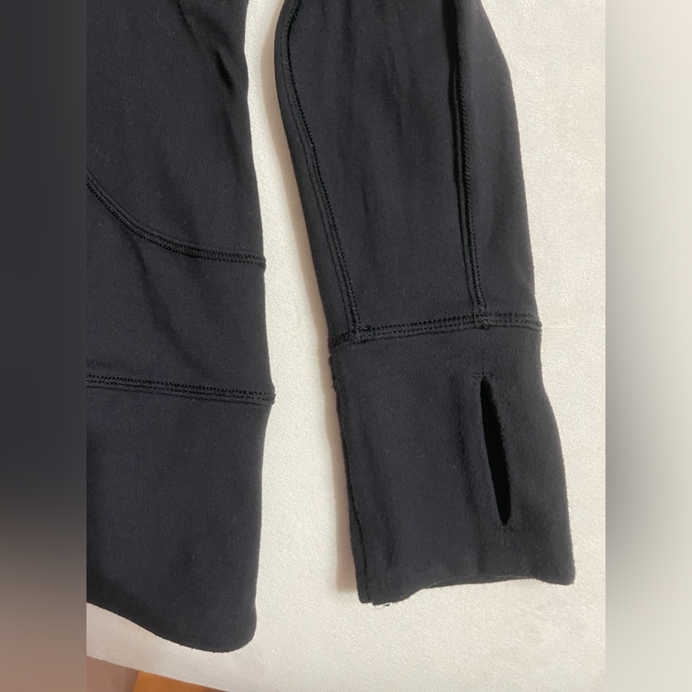 Lululemon Rush Hour 1/2 Zip Black Thumb Holes Size 4 - Picture 14 of 14
